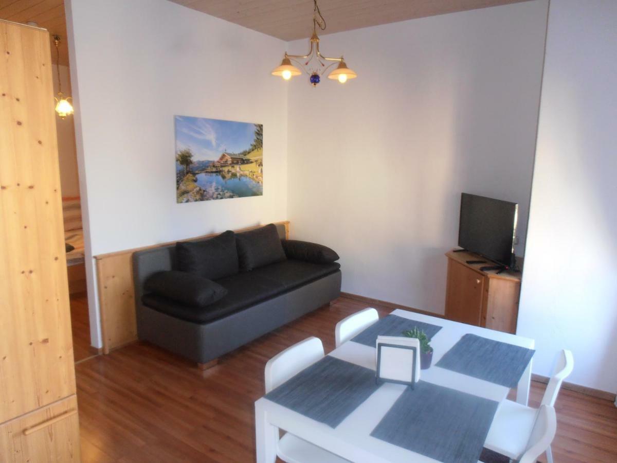 Restaurant Olympia & Apartments برغن المظهر الخارجي الصورة
