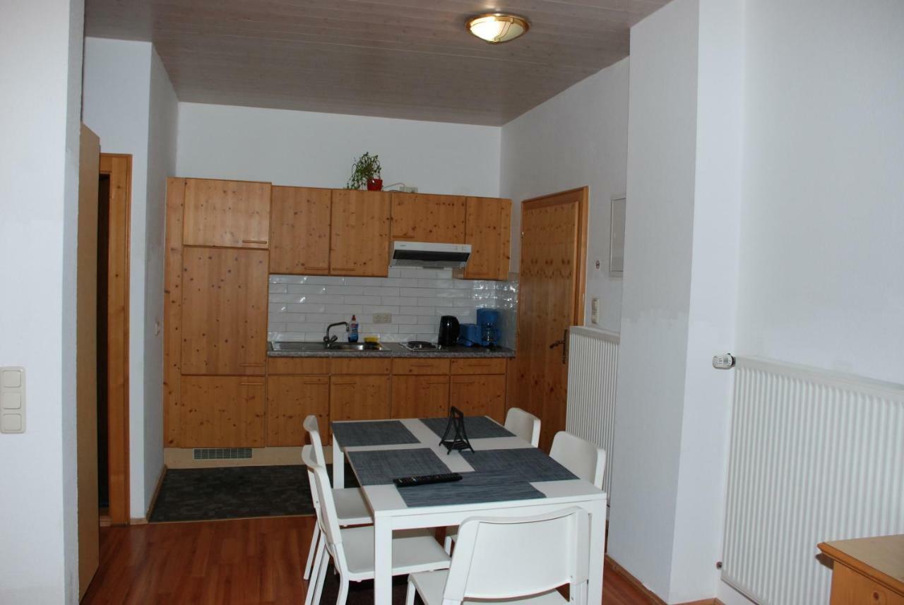 Restaurant Olympia & Apartments برغن المظهر الخارجي الصورة